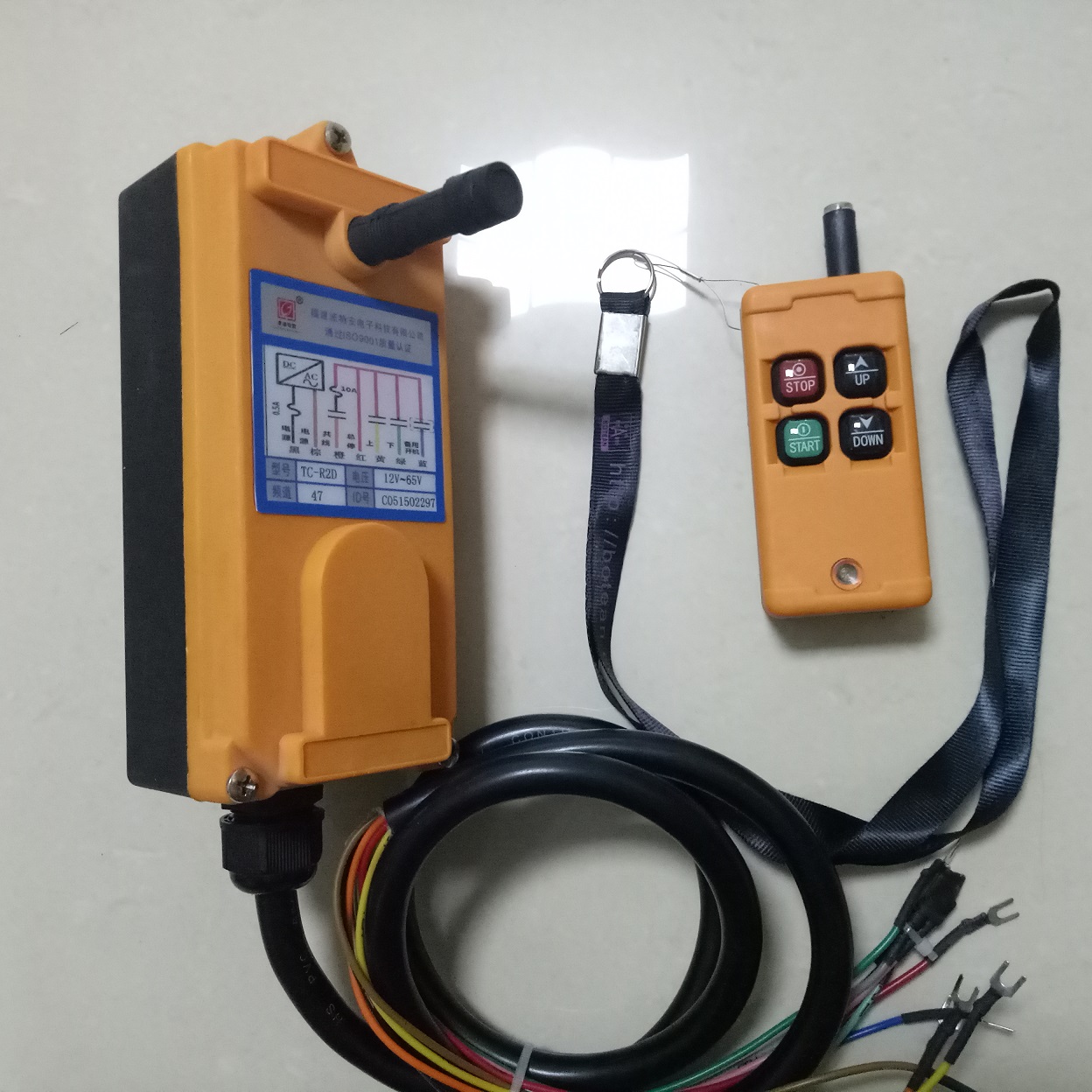 TC-R2D兩路工業(yè)無線遙控器、農(nóng)機遙控器